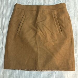 J Crew Women’s Tan Wool Blend skirt size 00